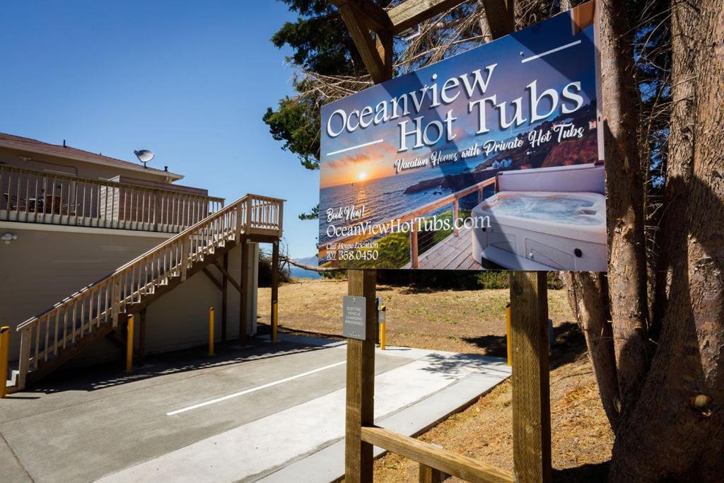 Stunning Oceanview Shelter Cove! By Oceanviewhottubs Oceanfront! Tesla Ev Stationアパートメント エクステリア 写真